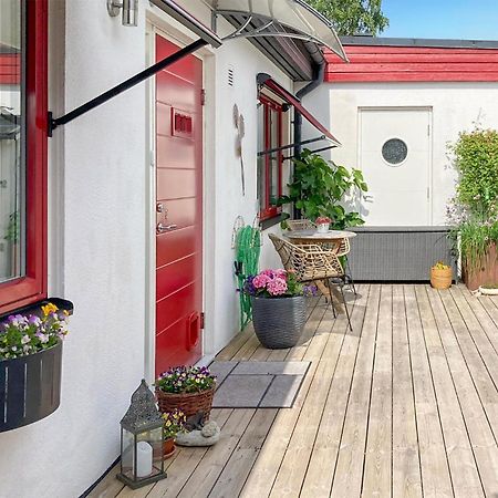 Cozy Home In Borgholm With Wifi Εξωτερικό φωτογραφία